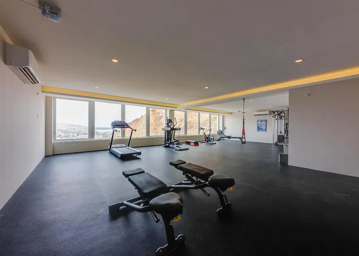 Holiday home Luxe Mtn Retreat W/ Pool Access & Sea View! *