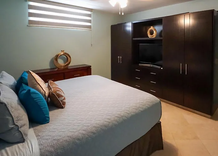 Luxe Mtn Retreat W/ Pool Access & Sea View! Holiday home *