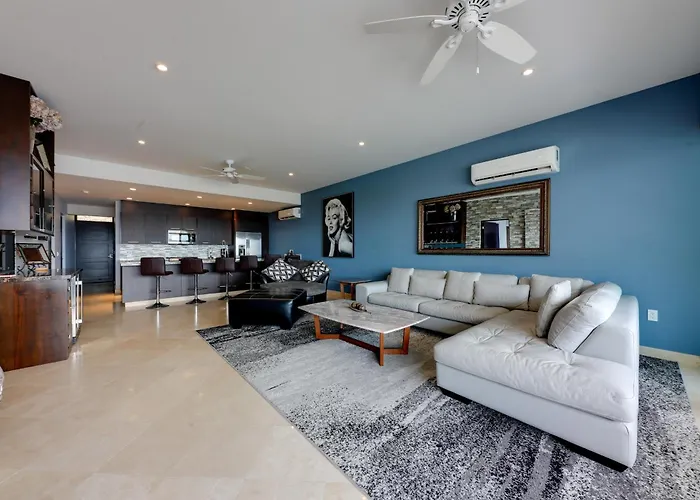 Holiday home Luxe Mtn Retreat W/ Pool Access & Sea View! *