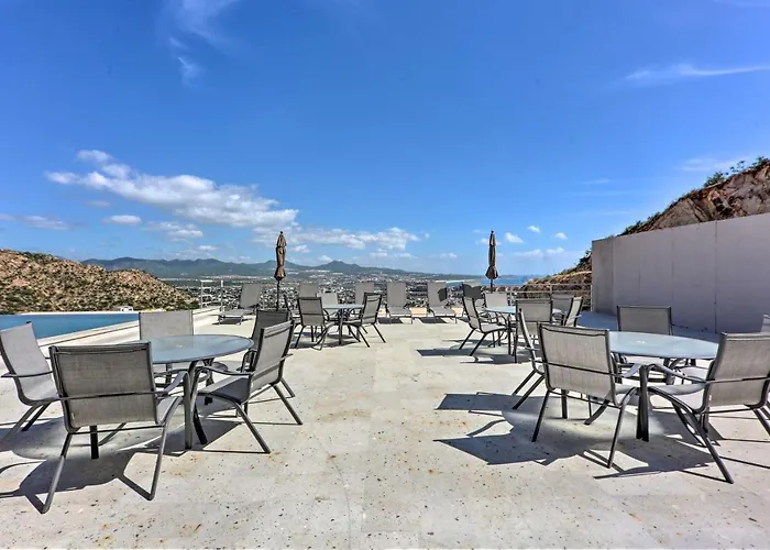 Holiday home Luxe Mtn Retreat W/ Pool Access & Sea View!